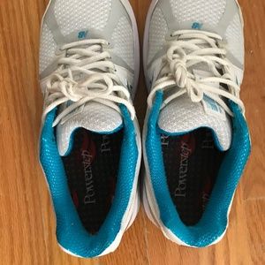 New balance 1540 V2 Women's Size 9.5 Powerstep